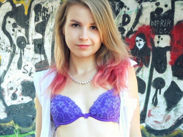 CuteMadeline Vorschaubild