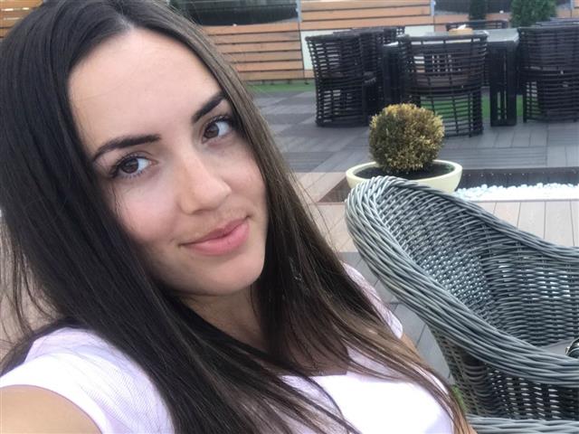 EmmaHanson Vorschaubild